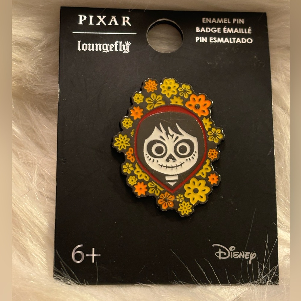 Disney Pixar Loungefly Coco Miguel Sugar Skull Marigold Frame Enamel Pin 2021